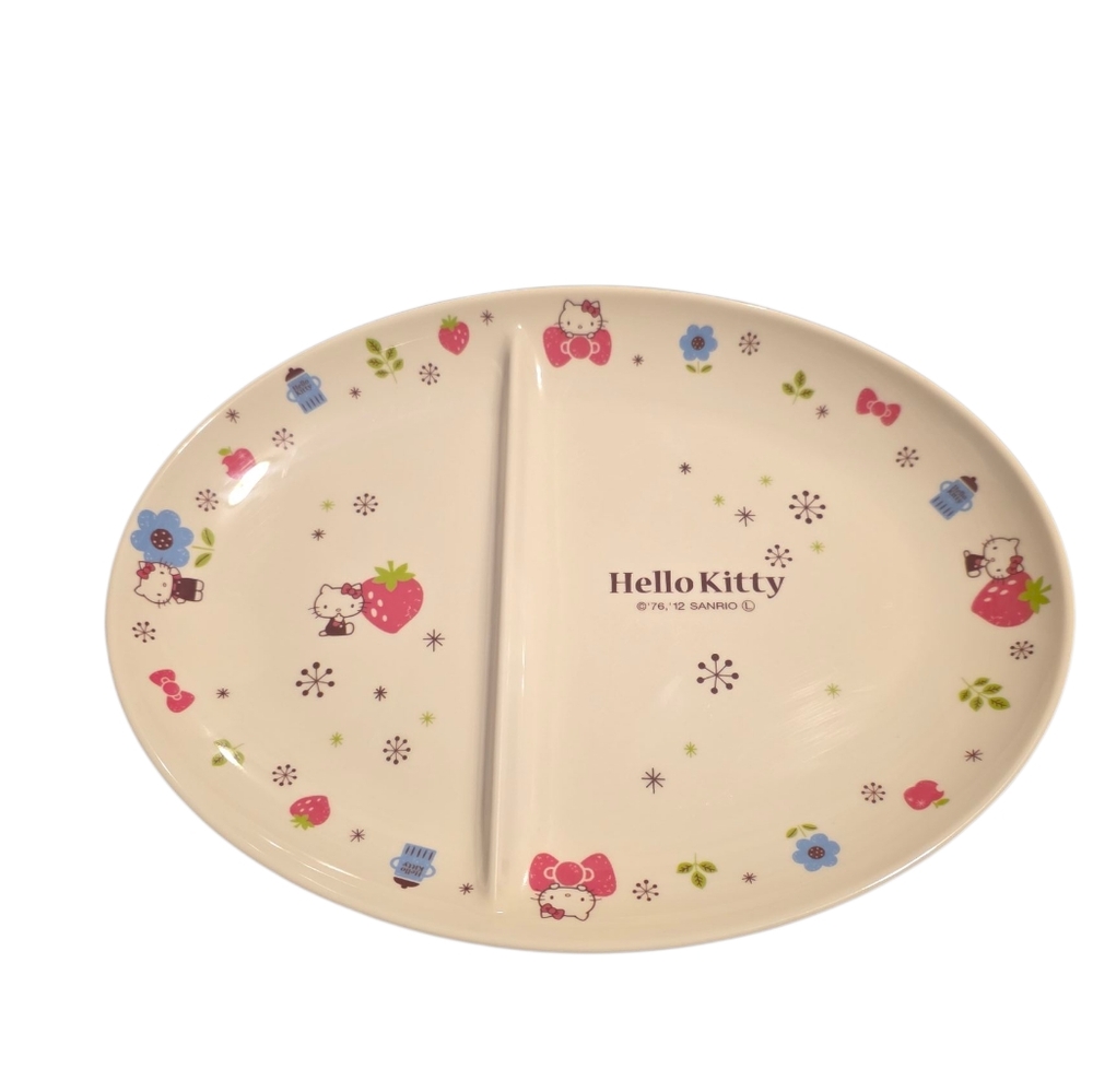 Sanrio Hello Kitty Plastic Sectioned Dinner Plate 11"x9"